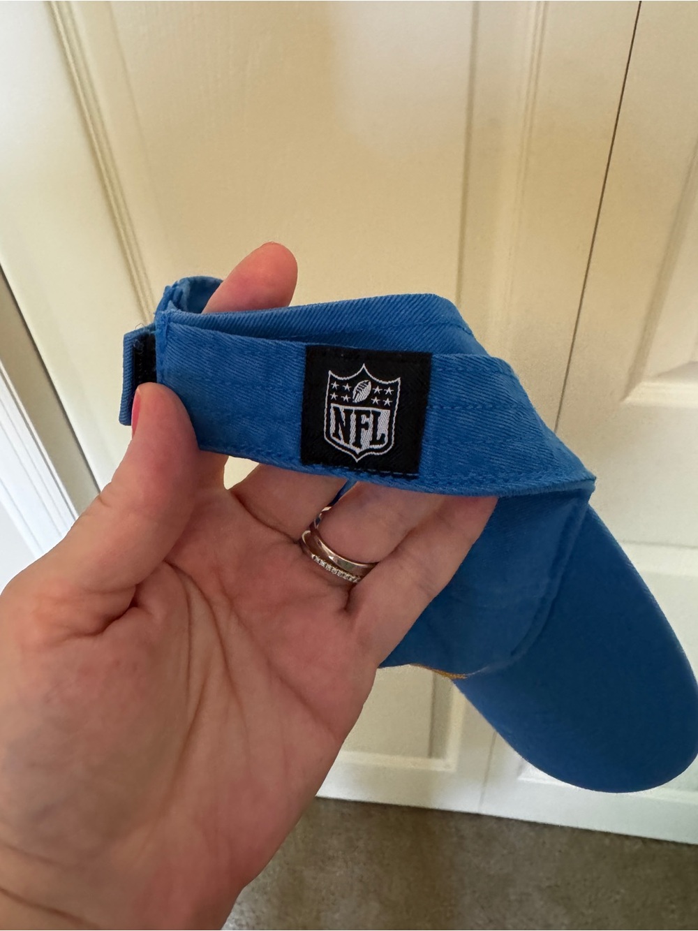 47 Brand Los Angeles Chargers Blue and Yellow Visor - Picture 4 of 7